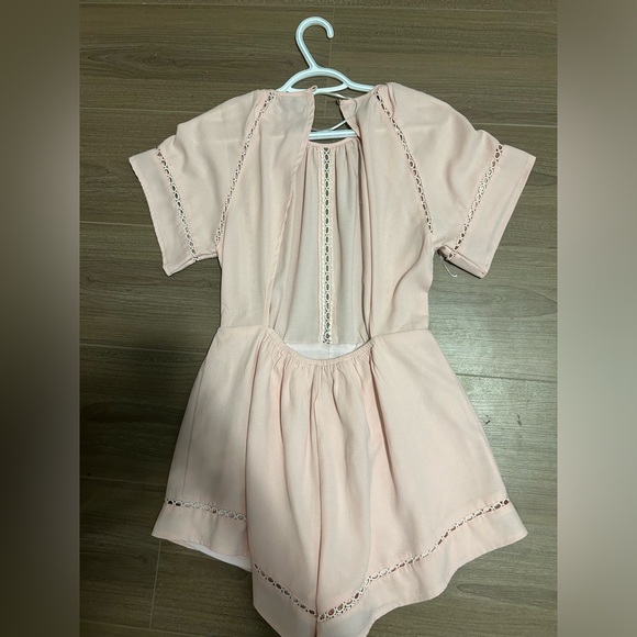 Cute Romper - Picture 2 of 3